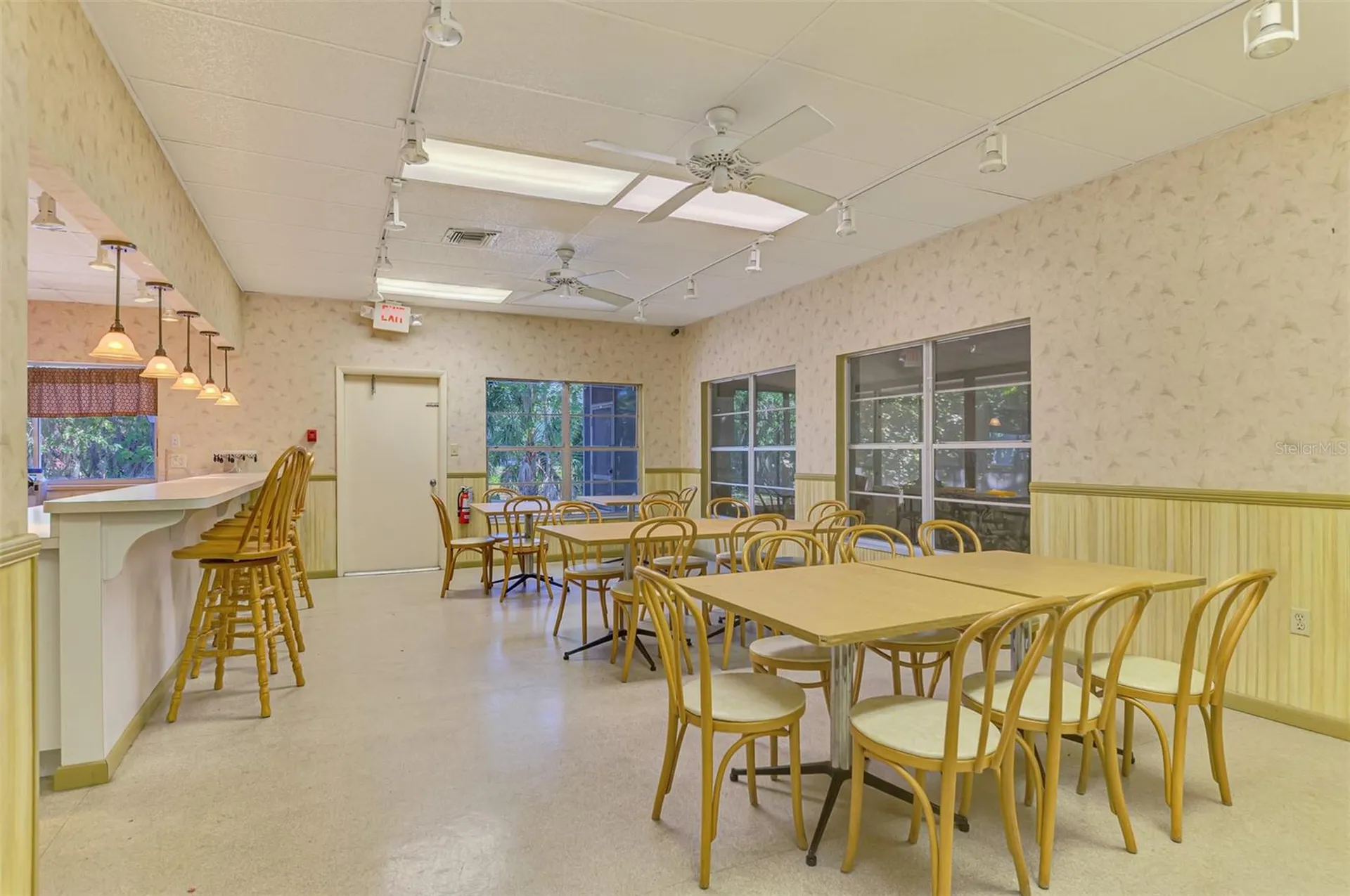 3360 Ramblewood Drive S Sarasota FL 34237