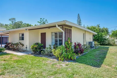 3360 Ramblewood Drive S Sarasota FL 34237