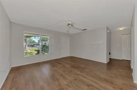 3360 Ramblewood Drive S Sarasota FL 34237