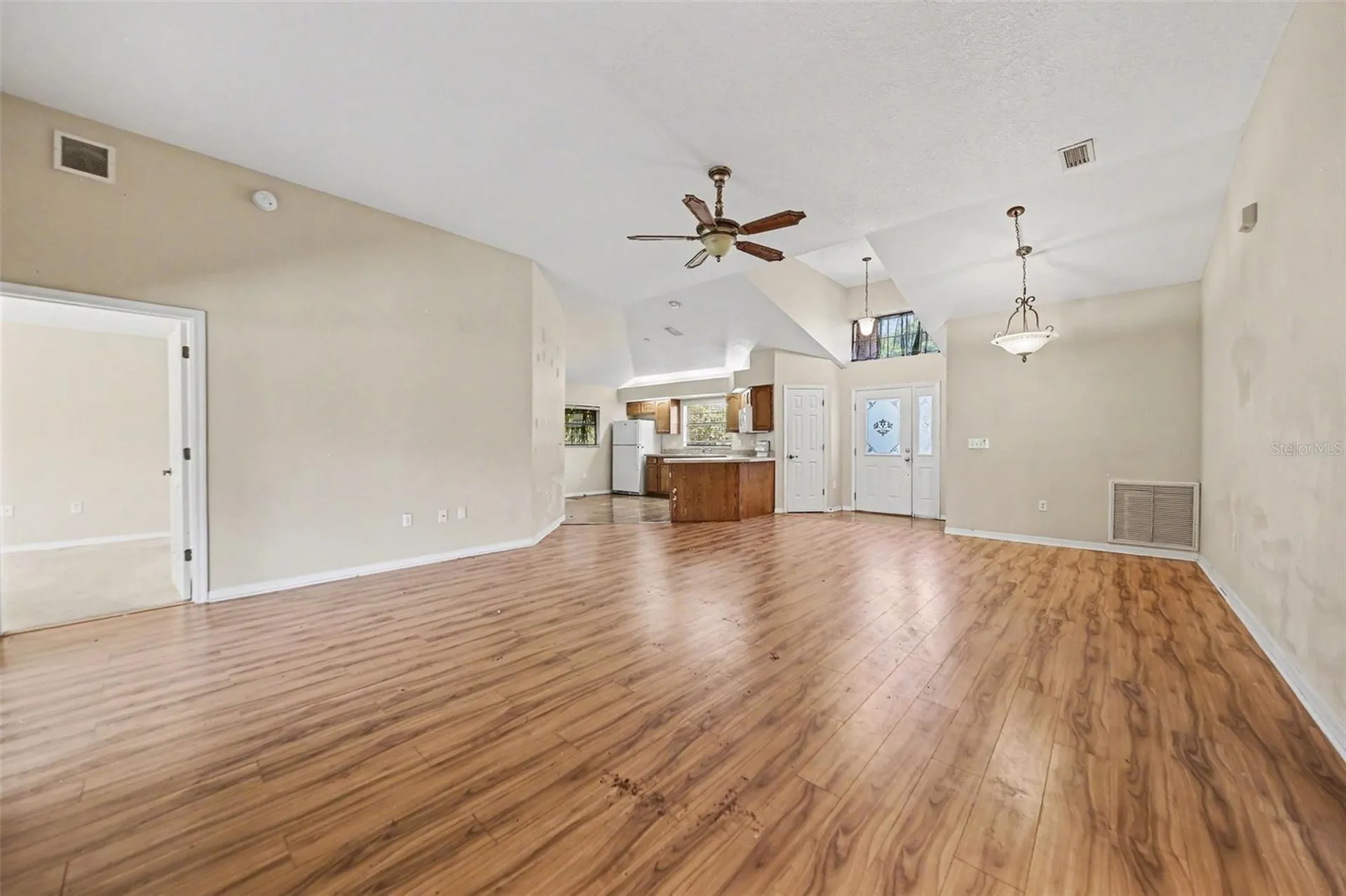 4750 Abaco Drive Tavares FL 32778