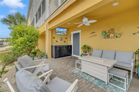 6149 Anchorage Way S St Petersburg FL 33712