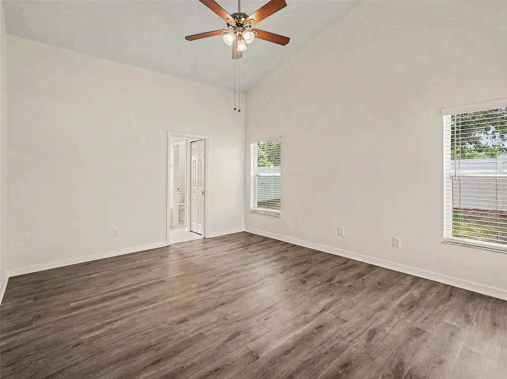 10748 Flycast Circle Orlando FL 32825