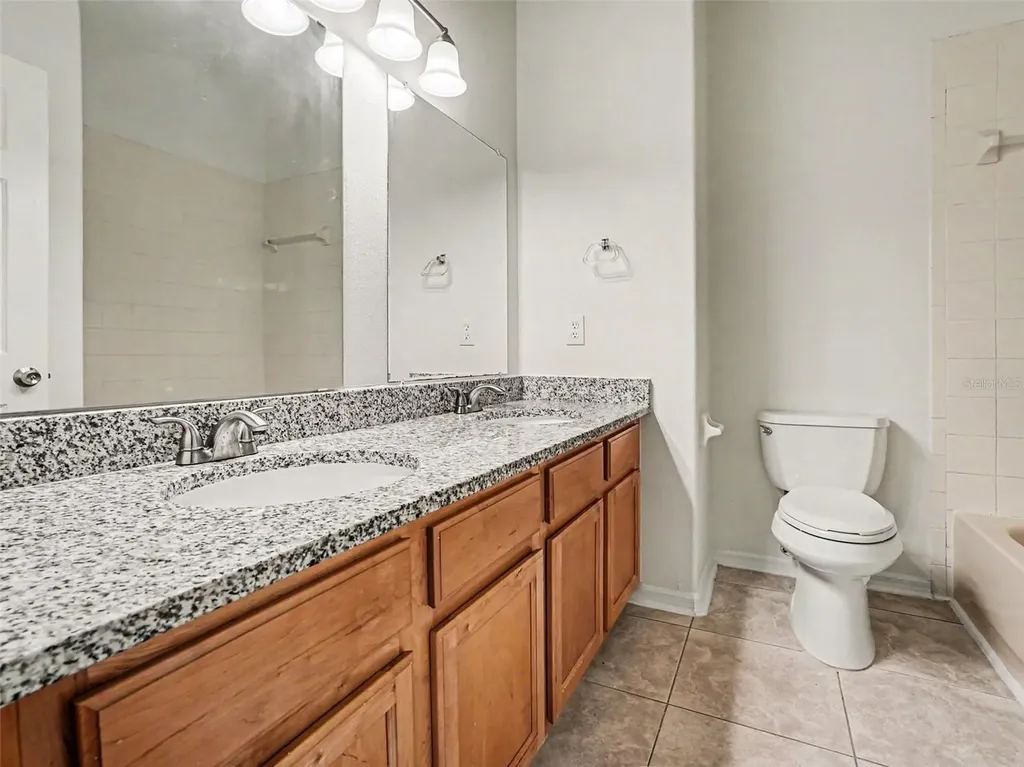 10748 Flycast Circle Orlando FL 32825