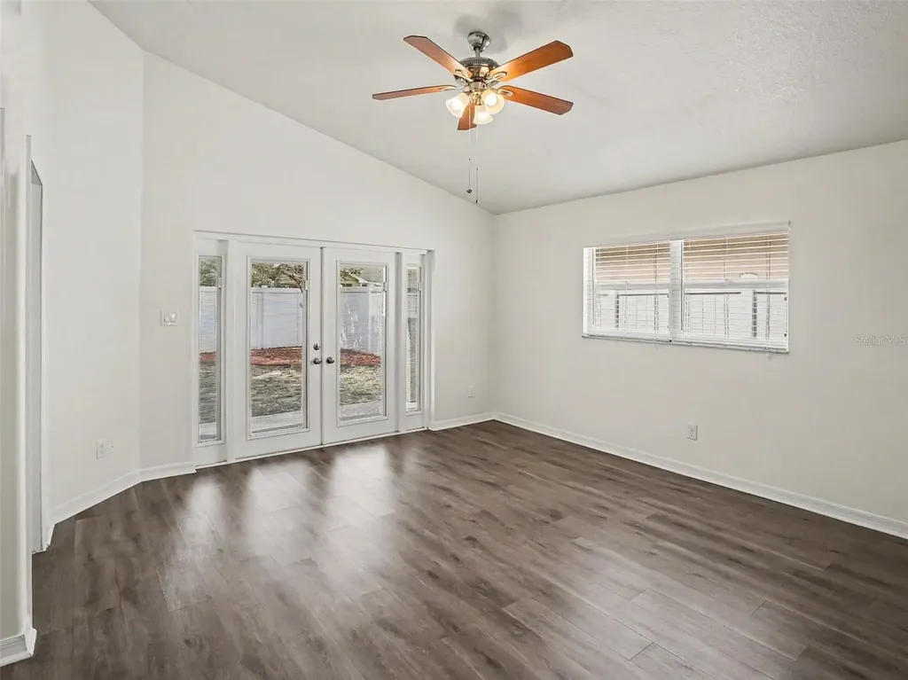 10748 Flycast Circle Orlando FL 32825