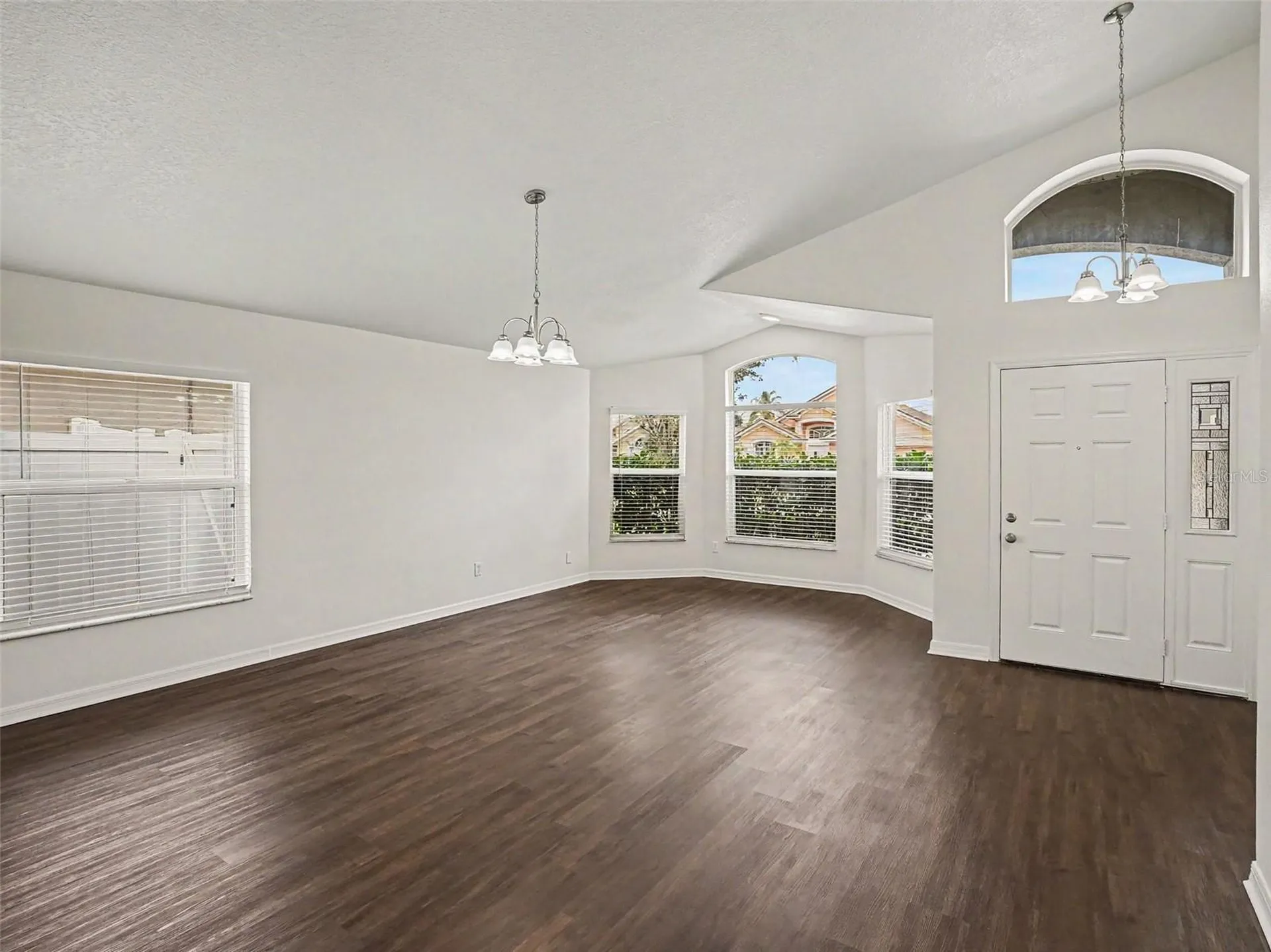 10748 Flycast Circle Orlando FL 32825