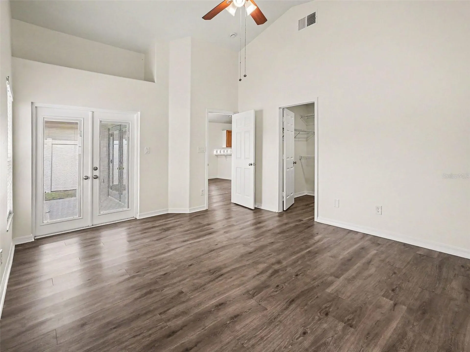 10748 Flycast Circle Orlando FL 32825