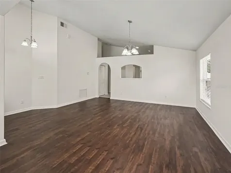 10748 Flycast Circle Orlando FL 32825