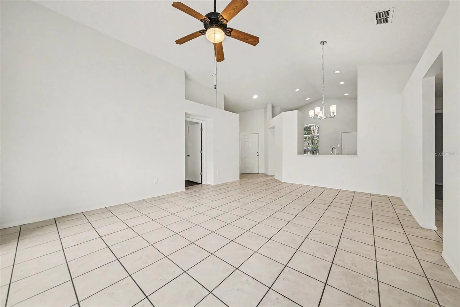 2107 Kilamanjaro Court Apopka FL 32712
