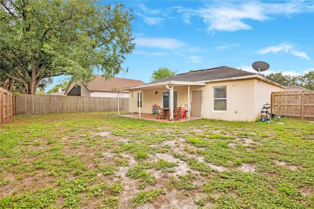 4217 Iveyglen Avenue Orlando FL 32826