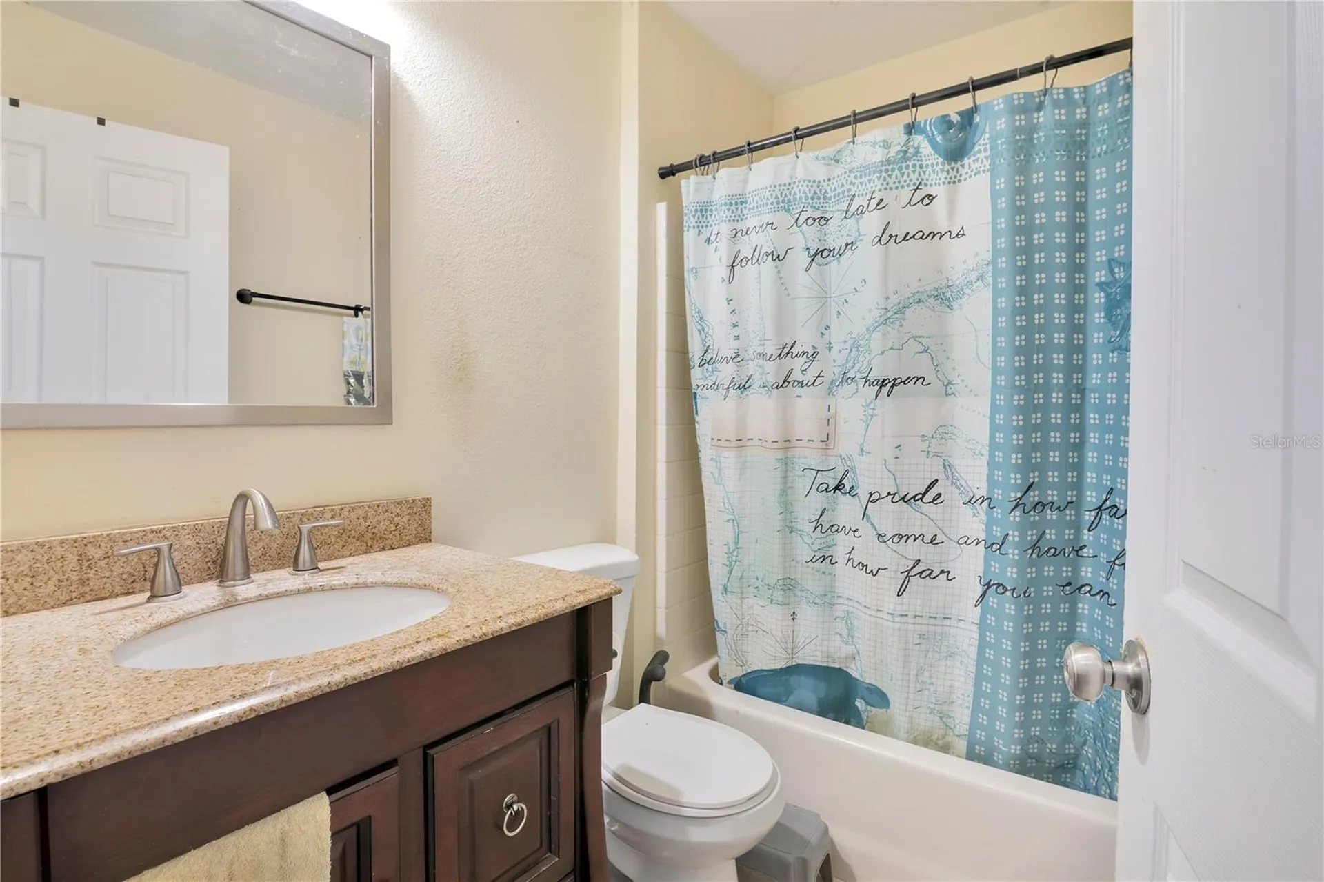 4217 Iveyglen Avenue Orlando FL 32826