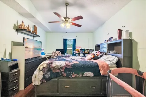 4217 Iveyglen Avenue Orlando FL 32826