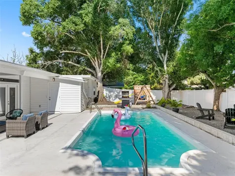 11478 82nd Avenue Seminole FL 33772