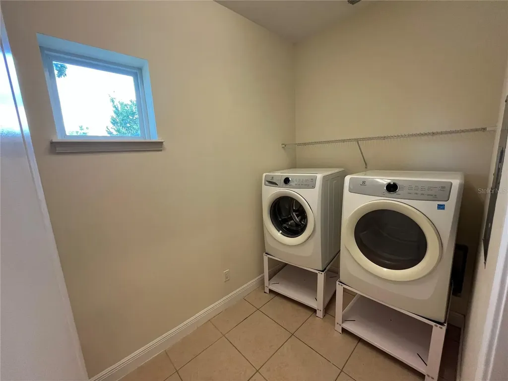 8131 Mistral Drive Orlando FL 32827