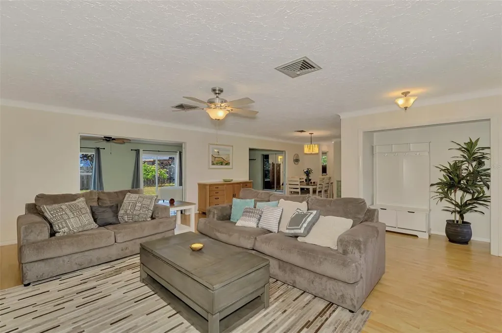 3078 Spencer Lane Sarasota FL 34239