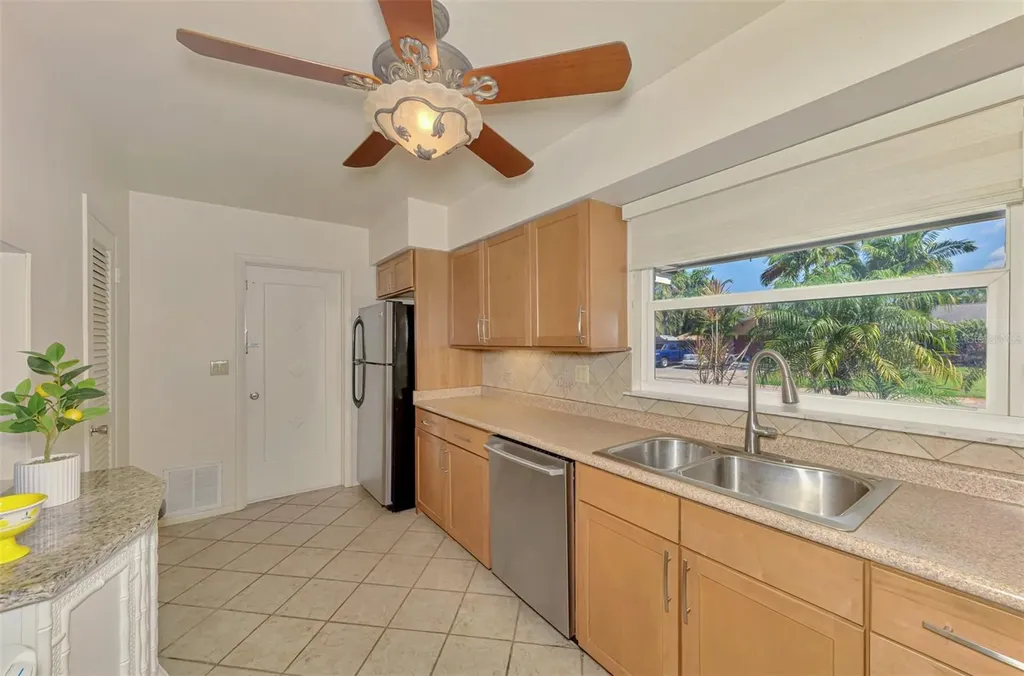 3078 Spencer Lane Sarasota FL 34239