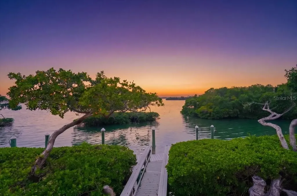 3620 Fair Oaks Place Longboat Key FL 34228