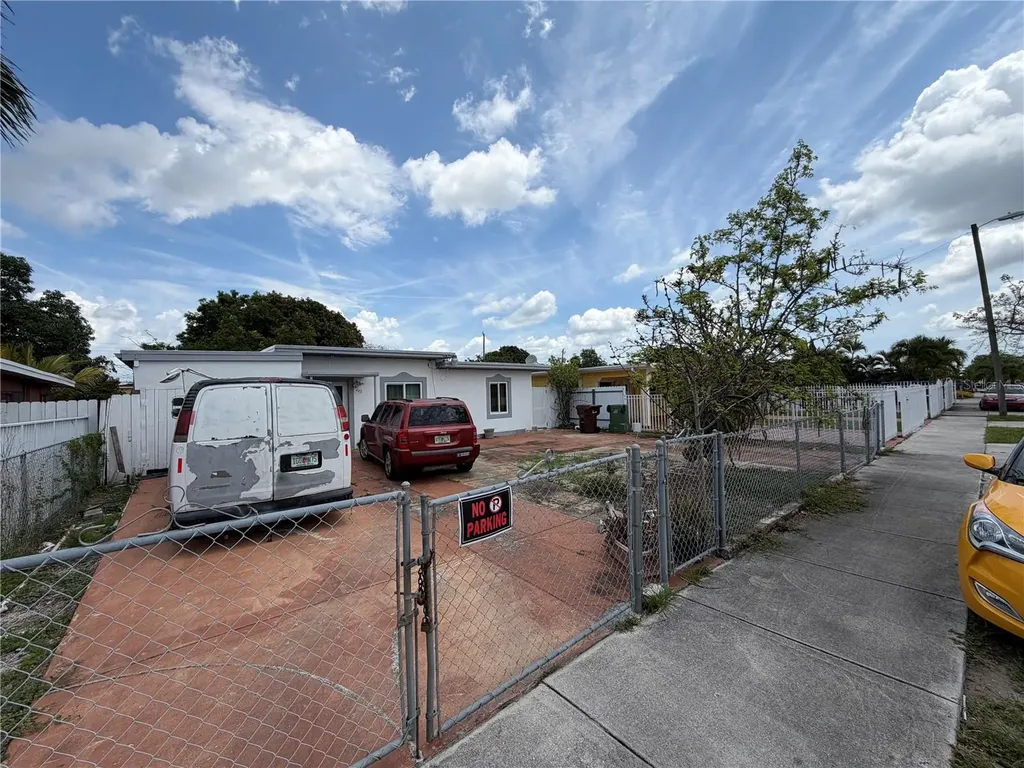 445 E 43rd Street Hialeah FL 33013