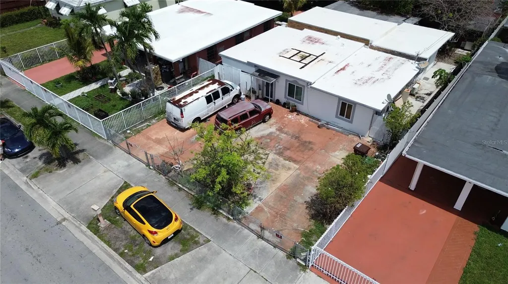 445 E 43rd Street Hialeah FL 33013