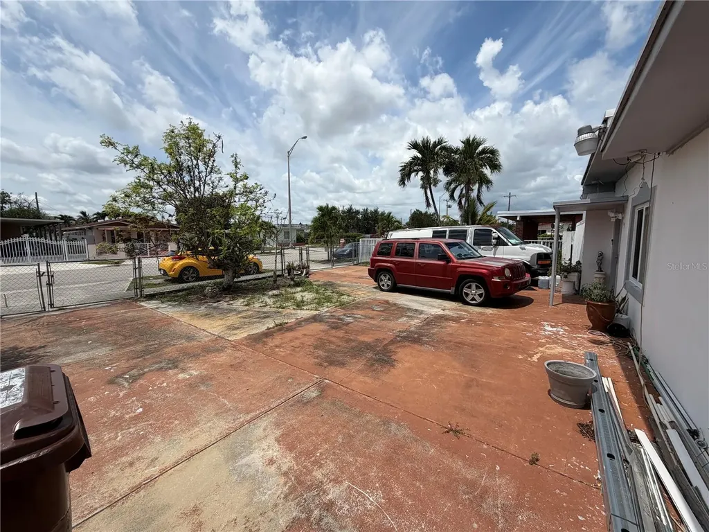 445 E 43rd Street Hialeah FL 33013