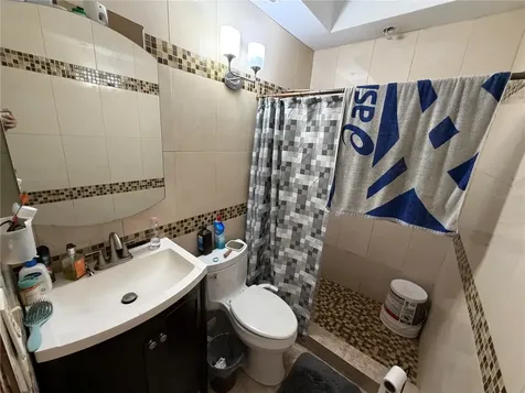 445 E 43rd Street Hialeah FL 33013