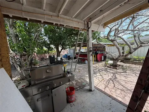 445 E 43rd Street Hialeah FL 33013