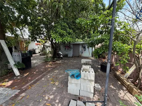 445 E 43rd Street Hialeah FL 33013
