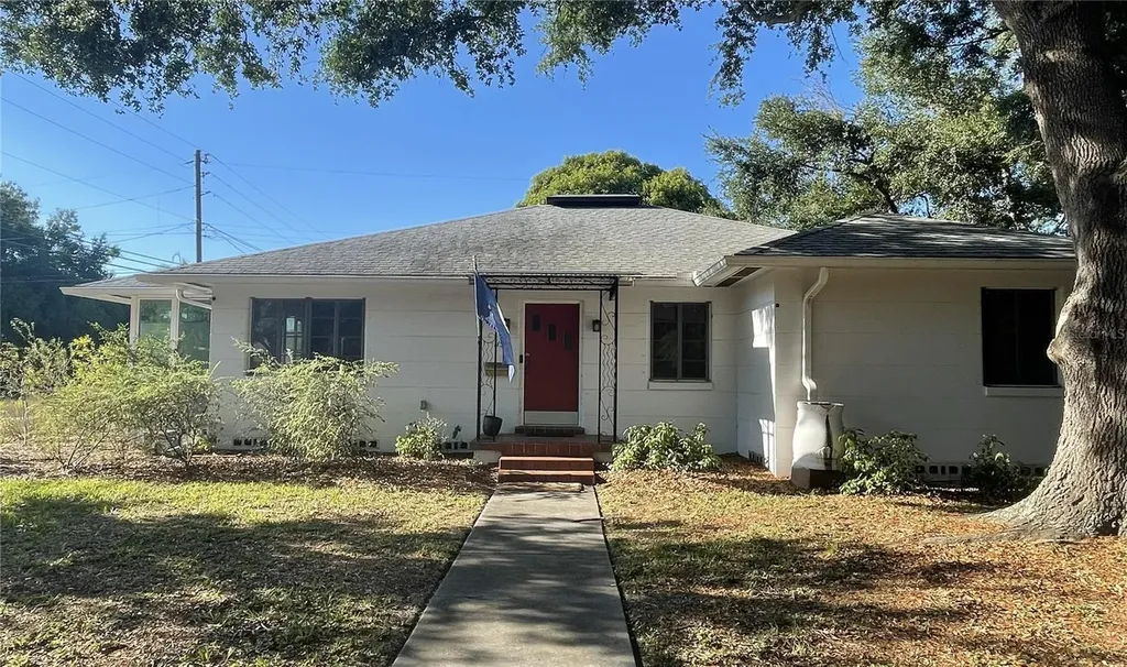 1155 53rd Avenue N St Petersburg FL 33703