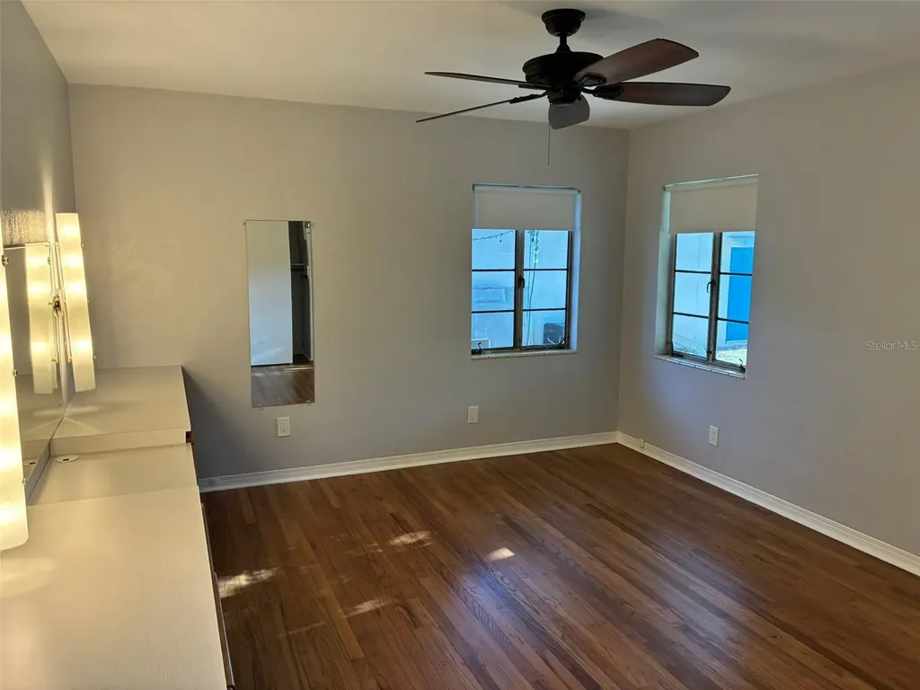 1155 53rd Avenue N St Petersburg FL 33703
