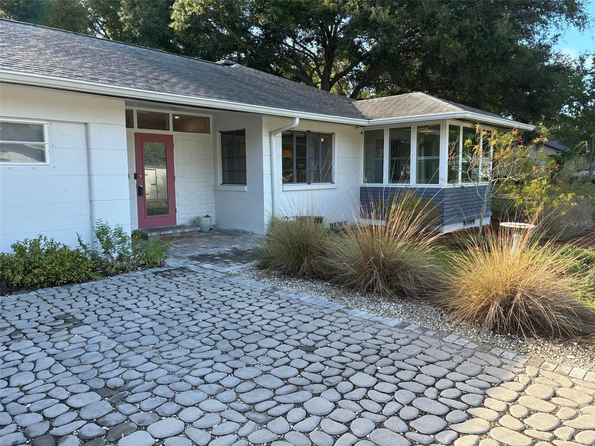 1155 53rd Avenue N St Petersburg FL 33703