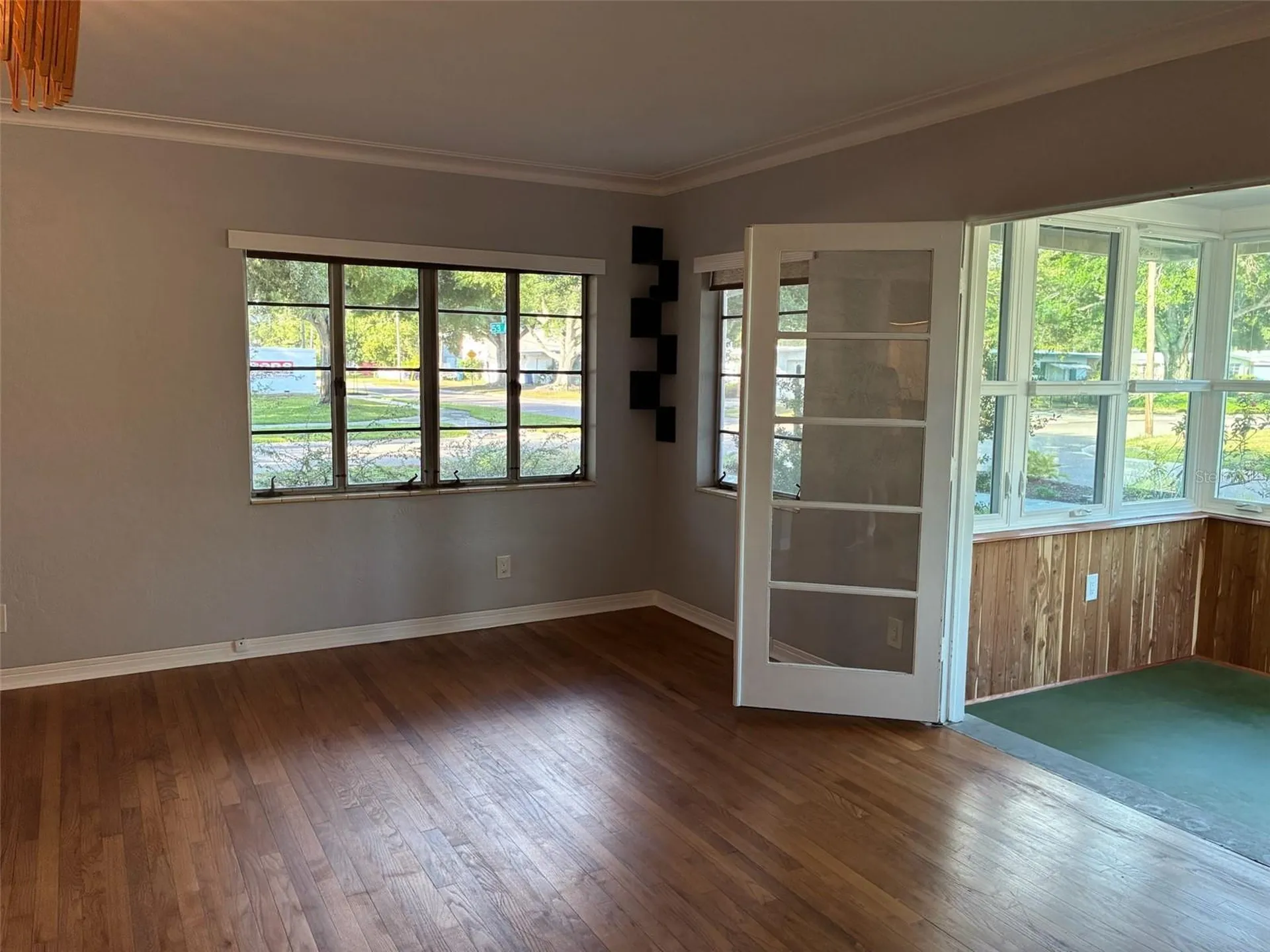1155 53rd Avenue N St Petersburg FL 33703