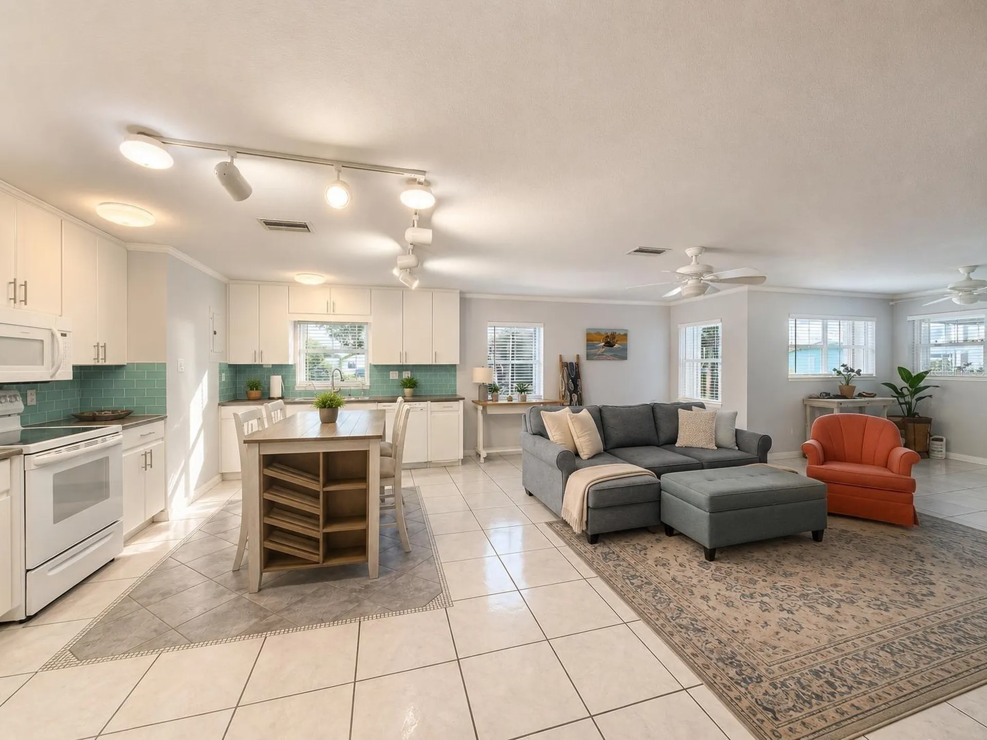 1205 Lisa Lane Okeechobee FL 34974
