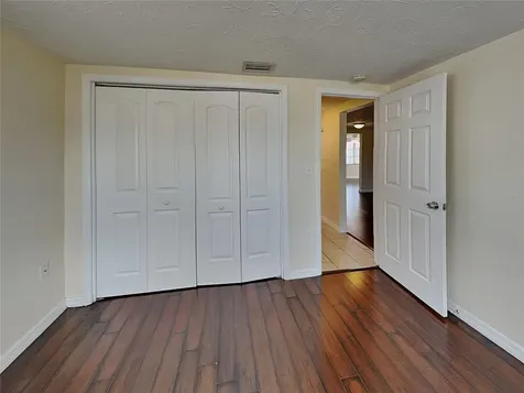 6041 9th Avenue New Port Richey FL 34653