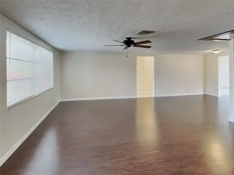 6041 9th Avenue New Port Richey FL 34653