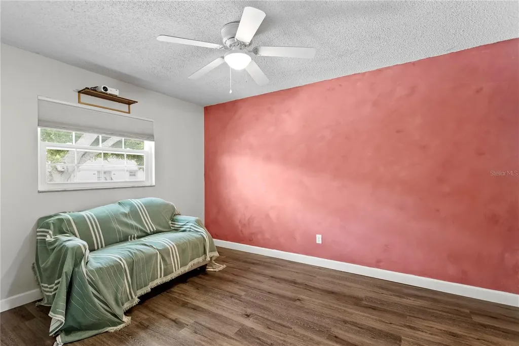 4506 S Oak Drive Tampa FL 33611