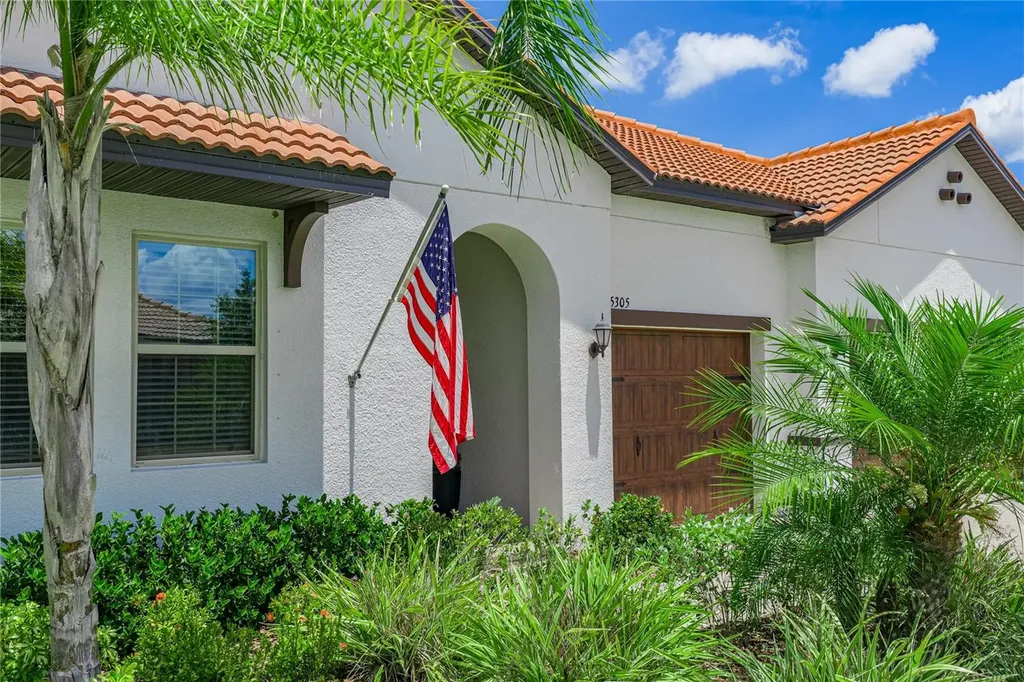 5305 Windy Grove Drive Wimauma FL 33598