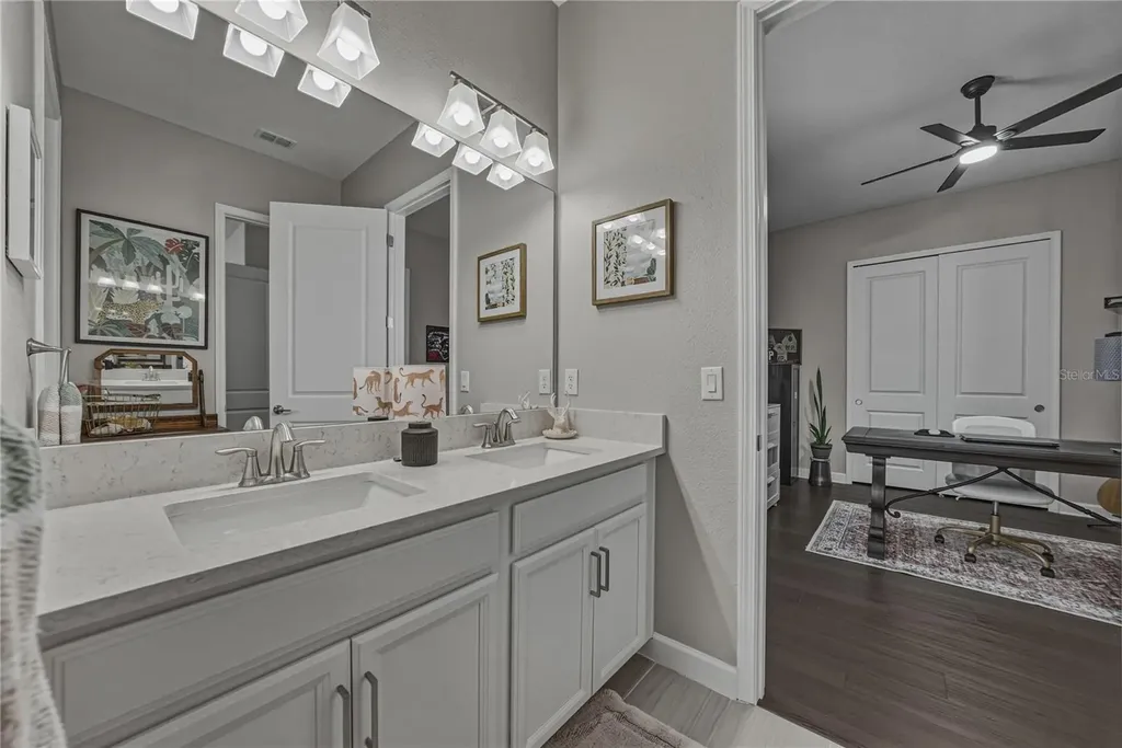 5305 Windy Grove Drive Wimauma FL 33598