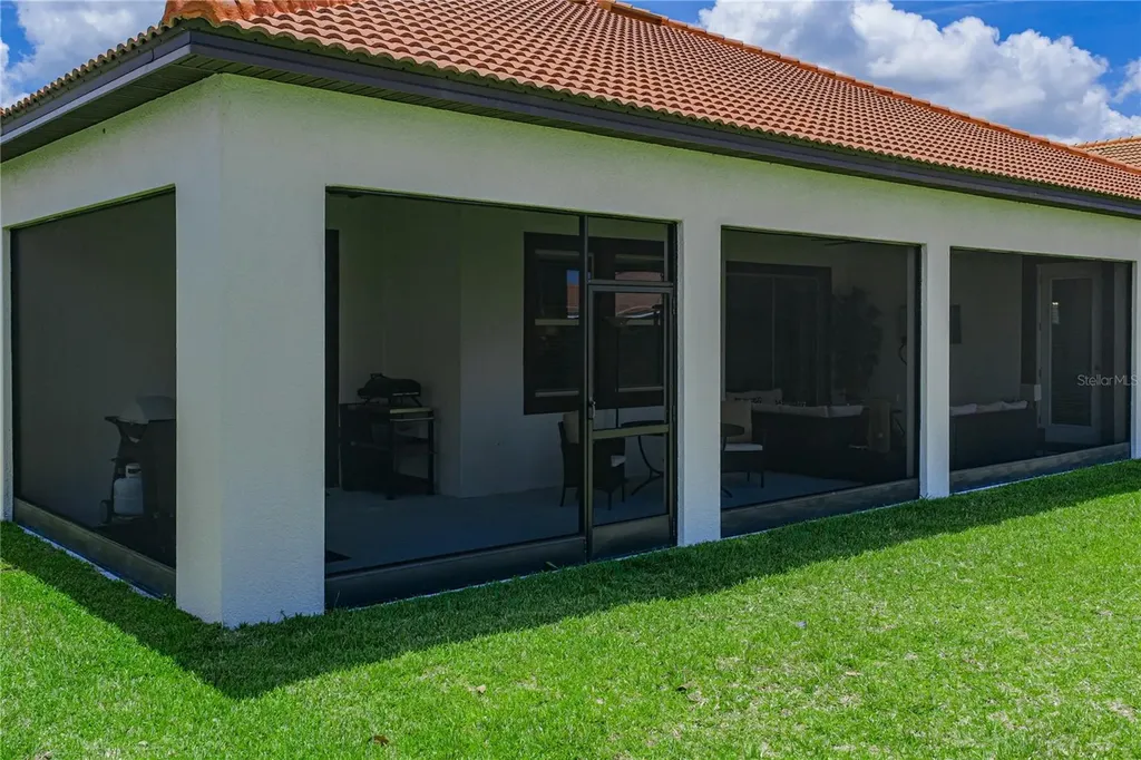 5305 Windy Grove Drive Wimauma FL 33598
