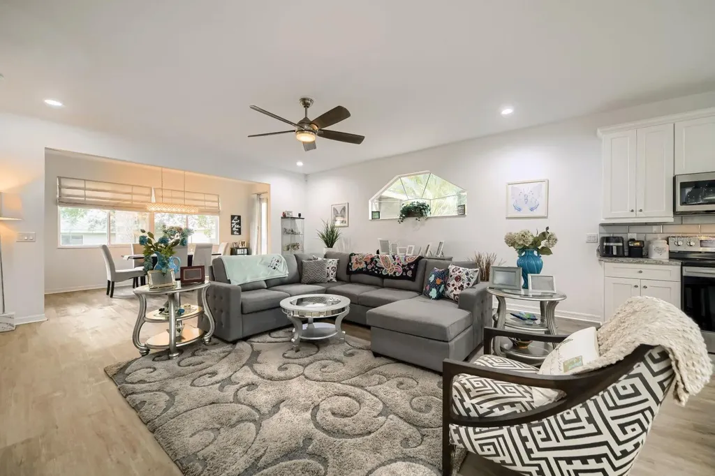 6340 Highland Lakes Boulevard Leesburg FL 34748