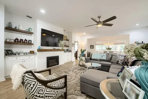 6340 Highland Lakes Boulevard Leesburg FL 34748