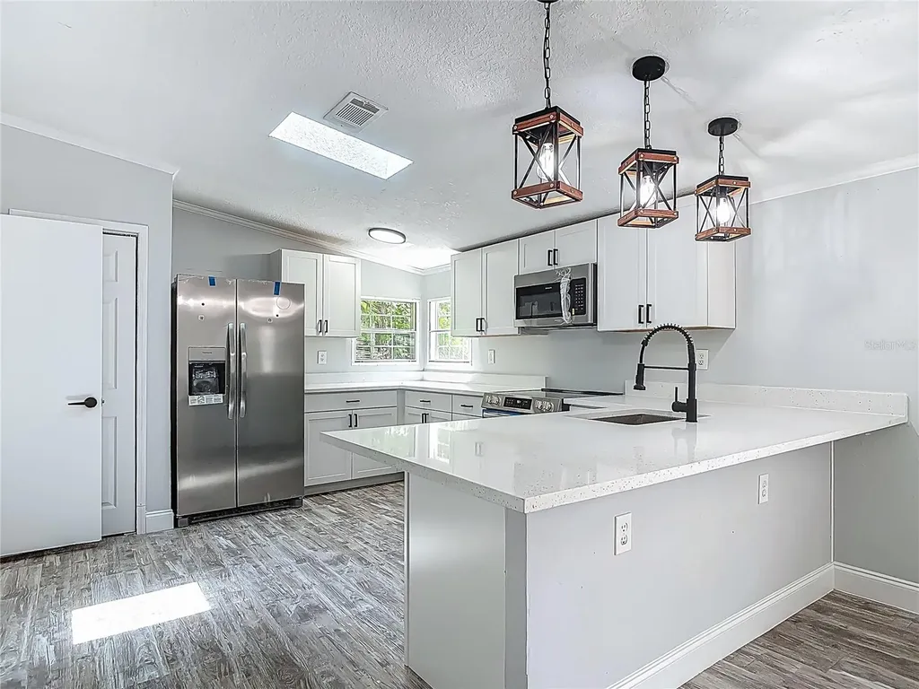 1907 Madre Street New Smyrna Beach FL 32168