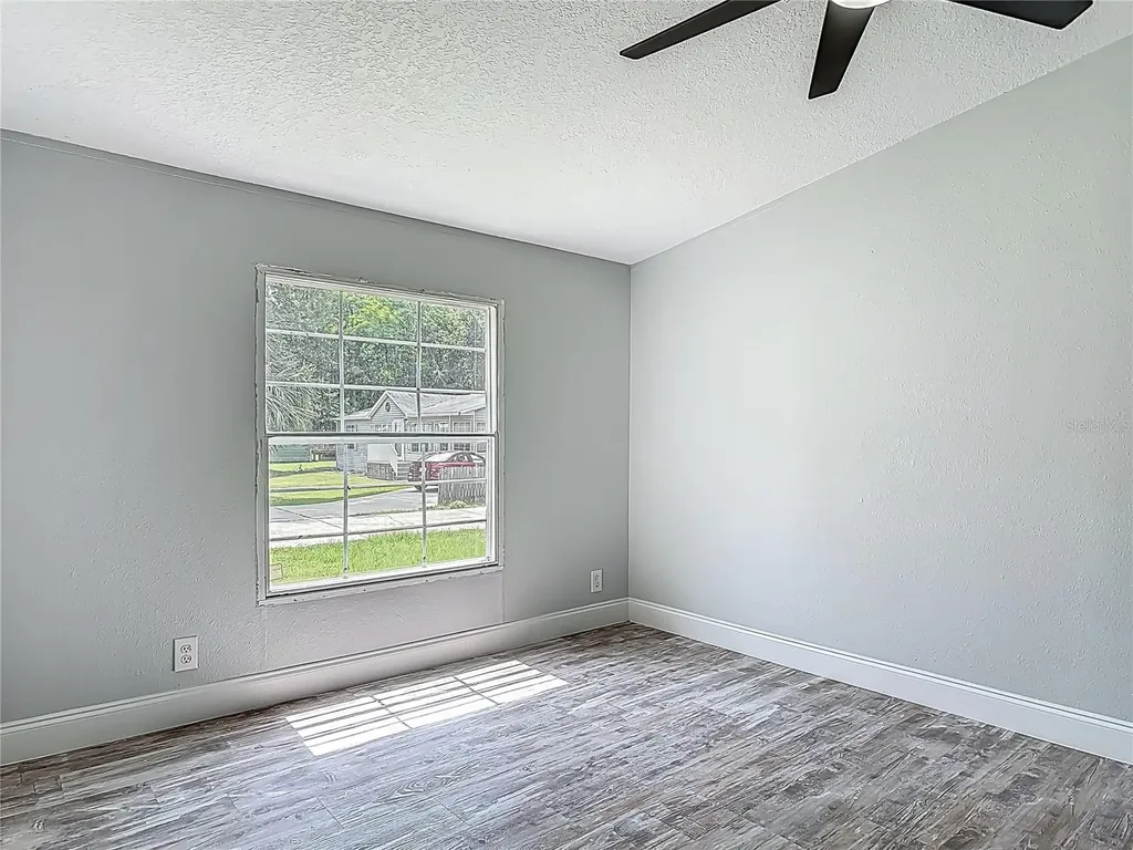1907 Madre Street New Smyrna Beach FL 32168