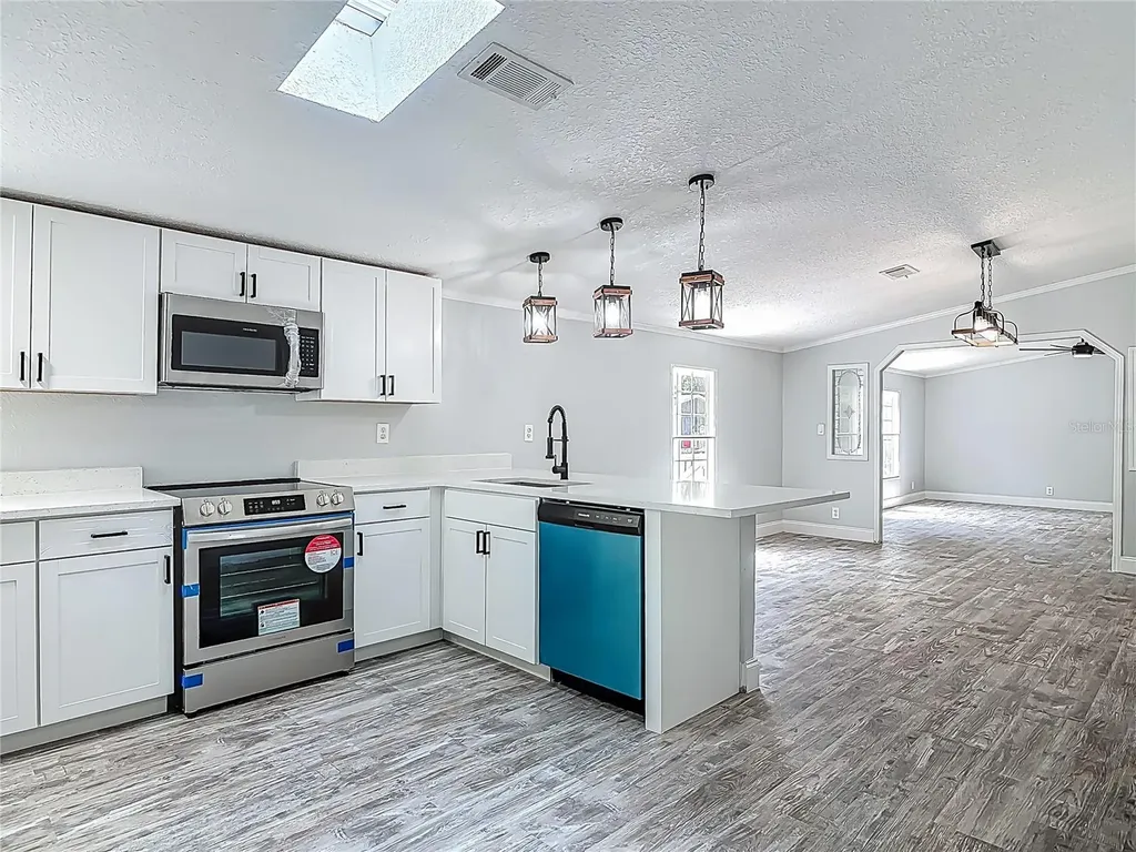 1907 Madre Street New Smyrna Beach FL 32168