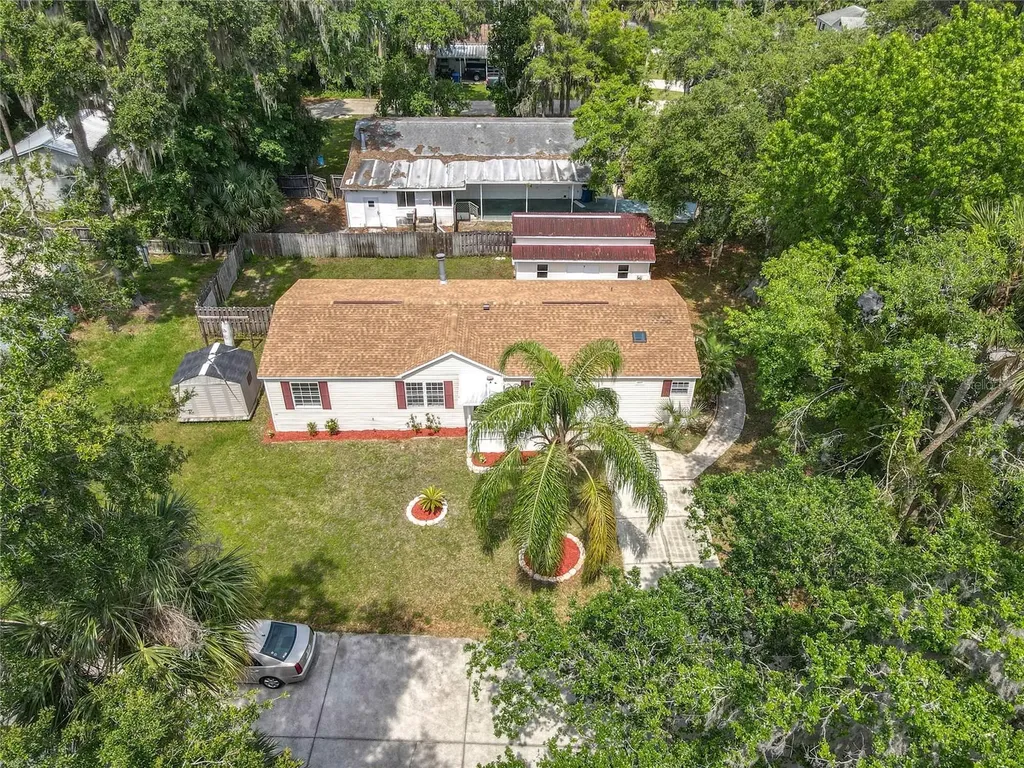 1907 Madre Street New Smyrna Beach FL 32168