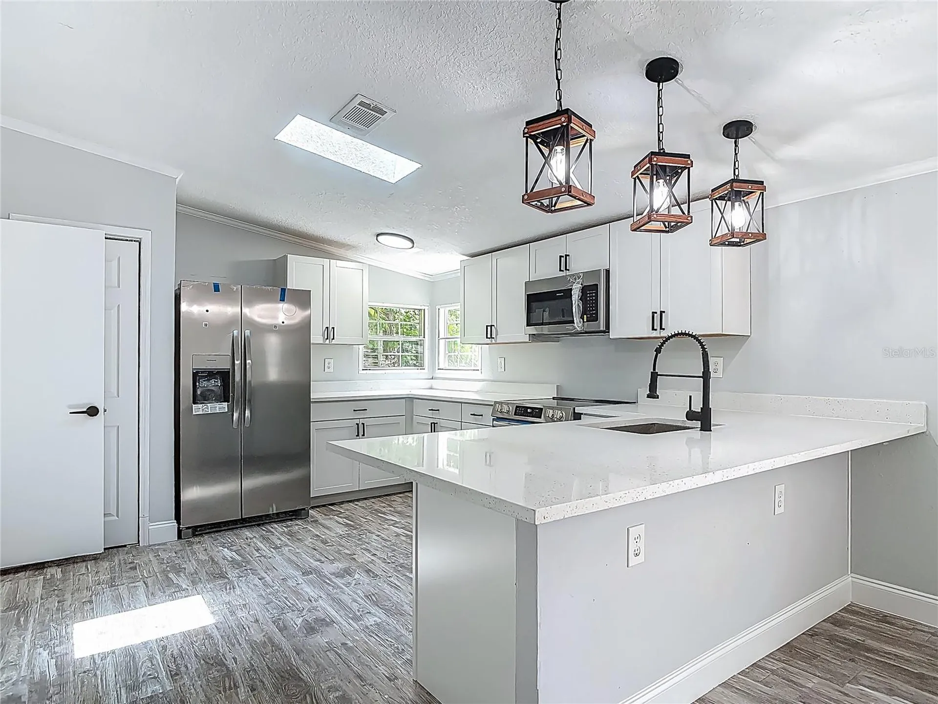 1907 Madre Street New Smyrna Beach FL 32168