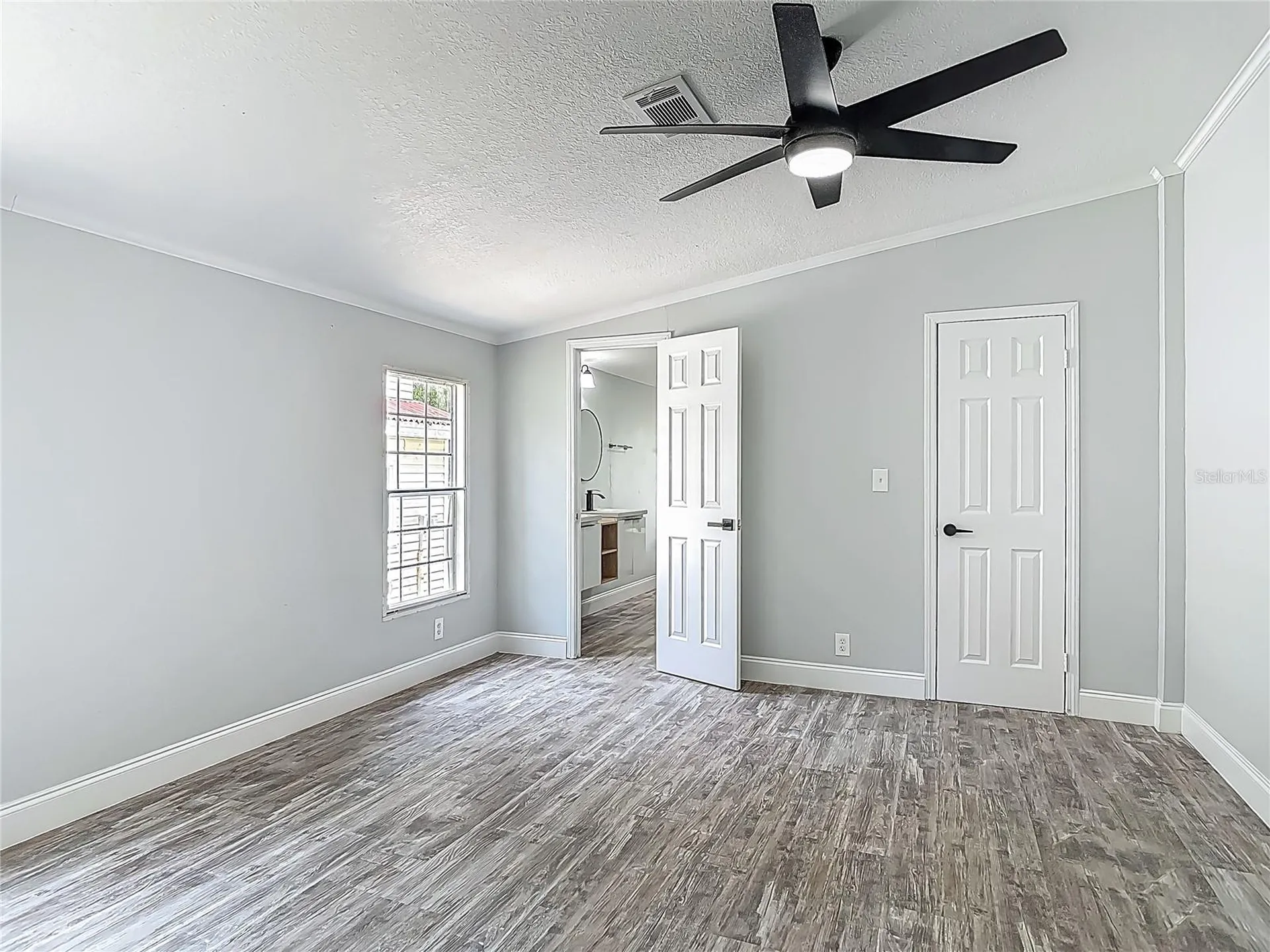 1907 Madre Street New Smyrna Beach FL 32168