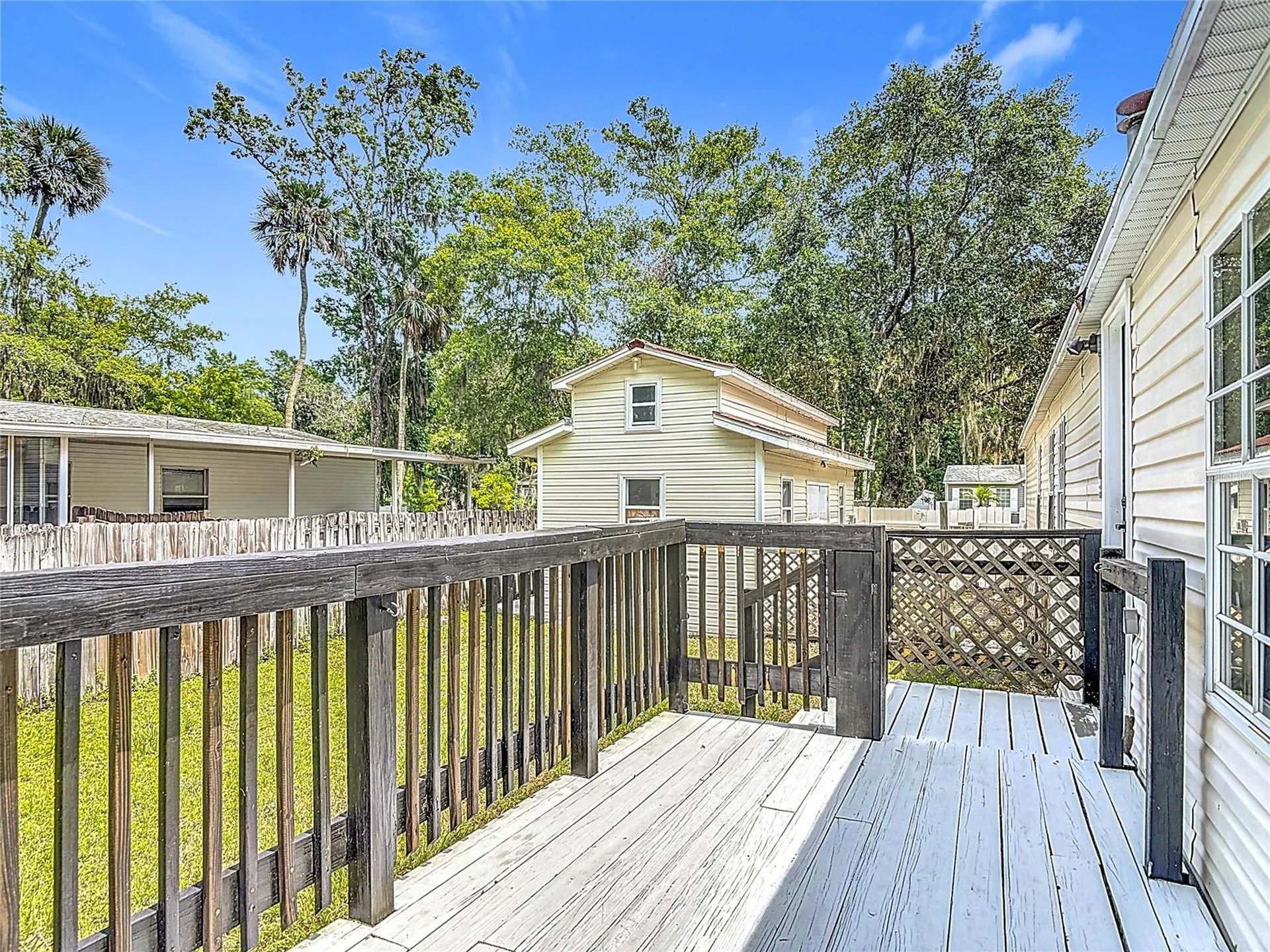 1907 Madre Street New Smyrna Beach FL 32168