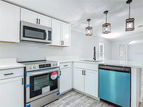 1907 Madre Street New Smyrna Beach FL 32168
