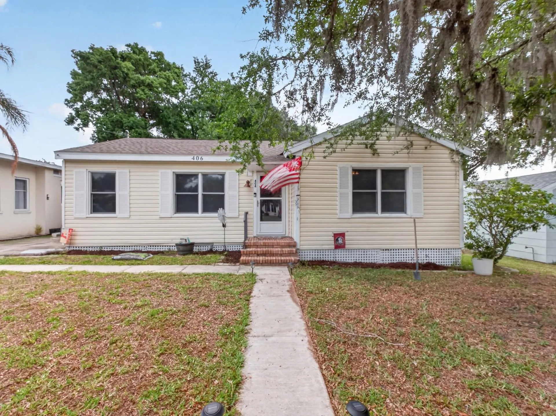 406 S 12th Street Leesburg FL 34748