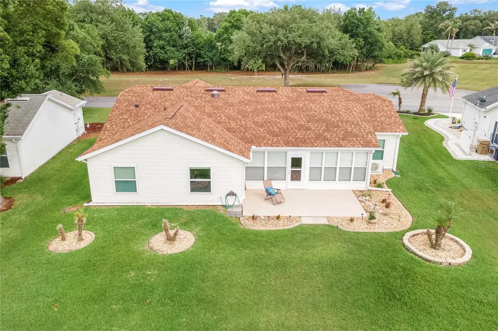 25093 Riverwalk Drive Leesburg FL 34748