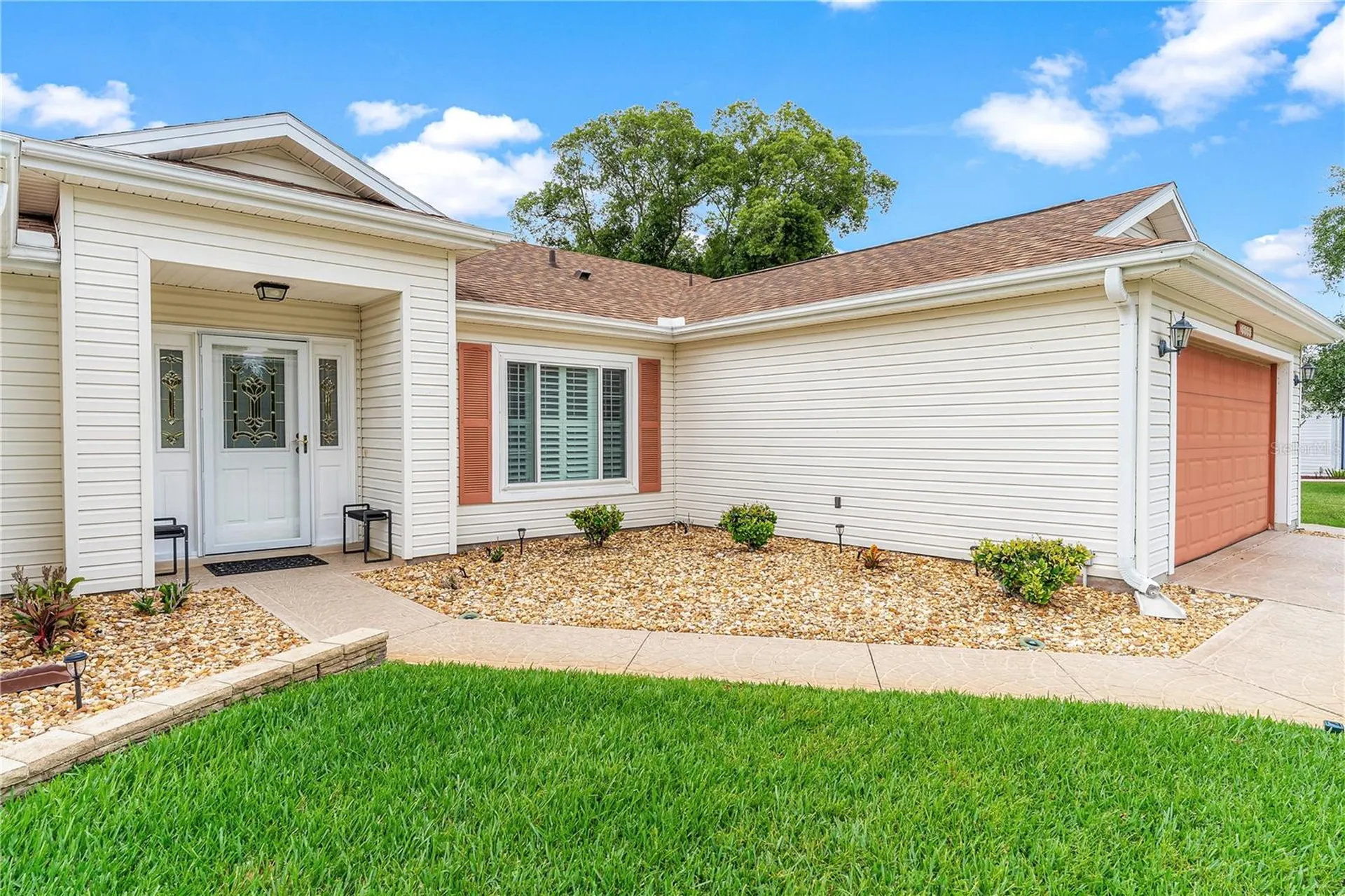25093 Riverwalk Drive Leesburg FL 34748